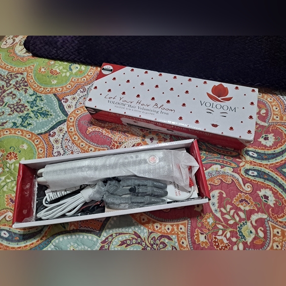 voloom Other - Voloom hair volumizing Iron new